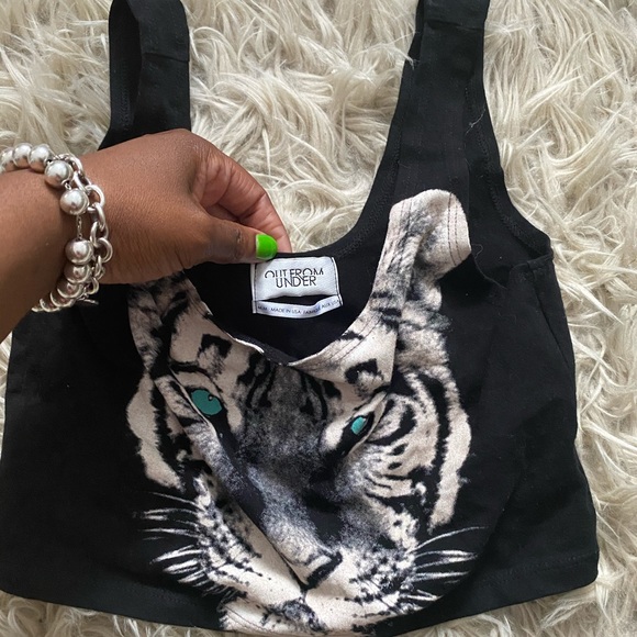 Black urban outfitters crop top - Picture 2 of 2
